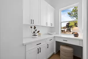 8704 Ojeman Villas Dr, Houston, TX 77055 - Photo 27