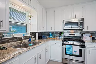 362 Ling, Bayou Vista, TX 77563 - Photo 29
