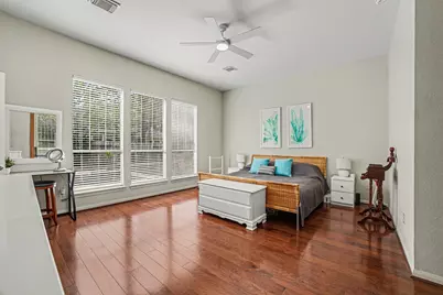 62 W Tapestry Park Circle, The Woodlands, TX 77381 - Photo 19