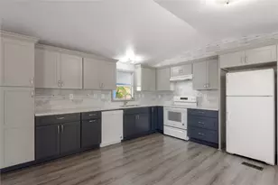 21 Oahu Ct, Point Blank, TX 77364 - Photo 11