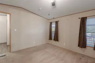 21 Oahu Ct, Point Blank, TX 77364 - Photo 19