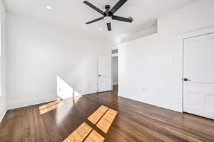 2010 Rosenberg St, Galveston, TX 77550 - Photo 31