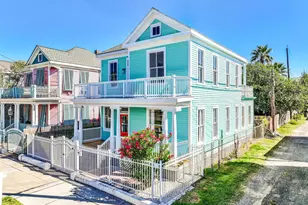 2010 Rosenberg St, Galveston, TX 77550 - Photo 47