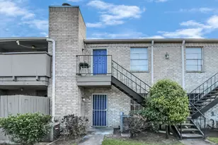 9700 Leawood Blvd, Houston, TX 77099 - Photo 3