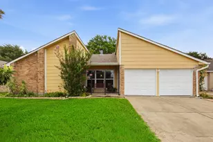 3451 Golders Green Dr, Houston, TX 77082 - Photo 3