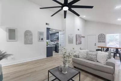 3618 Tamfield Drive, Houston, TX 77066 - Photo 7