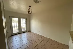 9436 Tooley Dr, Houston, TX 77031 - Photo 11