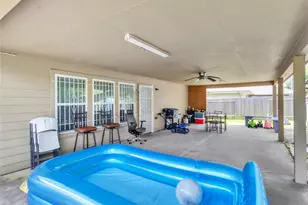 10515 Ince Ln, Houston, TX 77040 - Photo 7