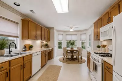 6811 Shelby Oaks Drive, Richmond, TX 77407 - Photo 5