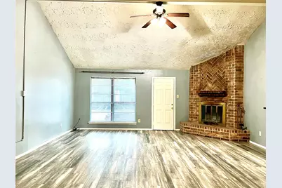 15950 Manfield Drive, Houston, TX 77082 - Photo 3