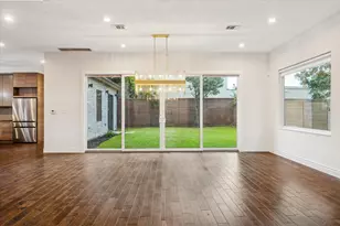 2106 Nina Lee Ln, Houston, TX 77018 - Photo 7