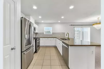 15134 Trinity Meadow Drive, Houston, TX 77489 - Photo 9