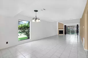 2001 Lakewood Ct, Willis, TX 77318 - Photo 5