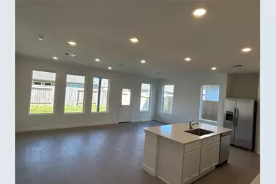 6814 Violet Clover Avenue, Katy, TX 77493 - Photo 3