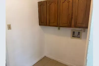 6110 W Ridgecreek Drive, Houston, TX 77053 - Photo 9