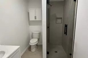 5718 Ricky St, Houston, TX 77033 - Photo 17