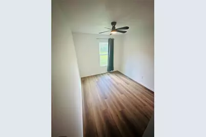 5718 Ricky Street, Houston, TX 77033 - Photo 13