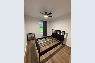 5718 Ricky Street, Houston, TX 77033 - Photo 13
