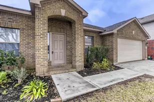 16919 Canyon Springs Ln, Friendswood, TX 77546 - Photo 1