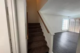 8050 Sands Point Dr, Houston, TX 77036 - Photo 5