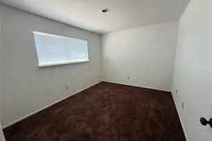 8050 Sands Point Dr, Houston, TX 77036 - Photo 7