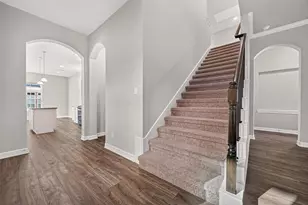 9 W Oaks Dr, Houston, TX 77058 - Photo 23