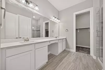 9 W Oaks Drive, Houston, TX 77058 - Photo 29