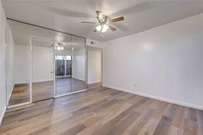 2110 Wilcrest Drive #140, Houston, TX 77042 - Photo 25
