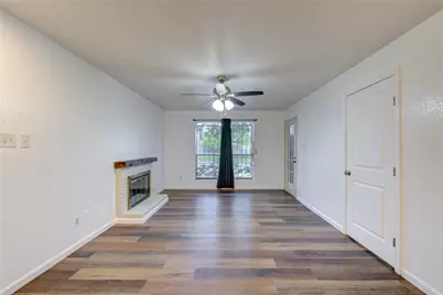 2110 Wilcrest Drive #140, Houston, TX 77042 - Photo 7