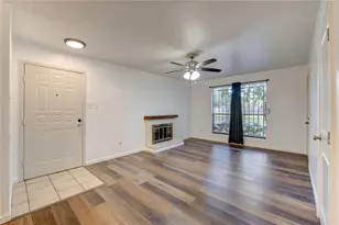 2110 Wilcrest Dr, Houston, TX 77042 - Photo 5