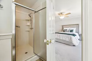 2065 Winrock Blvd, Houston, TX 77057 - Photo 17