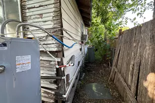 1818 San Carlos St, San Antonio, TX 78207 - Photo 27
