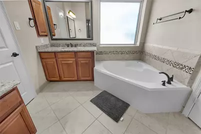 2411 Linden Bluff Court, Sugar Land, TX 77479 - Photo 23