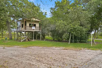 1736 County Road 182, Hallettsville, TX 77964 - Photo 3