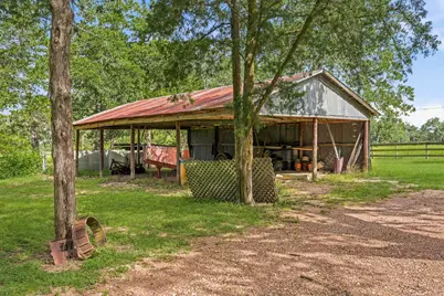 1736 County Road 182, Hallettsville, TX 77964 - Photo 21