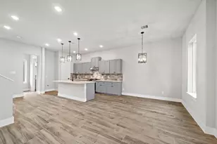 230 W 28th St, Houston, TX 77008 - Photo 11