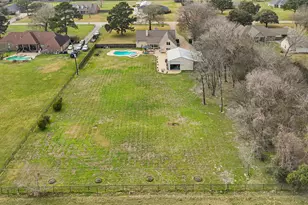 13514 J B K Memorial Dr, Willis, TX 77318 - Photo 23