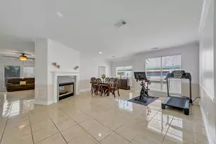 3034 Millers Oak Ln, Sugar Land, TX 77498 - Photo 3