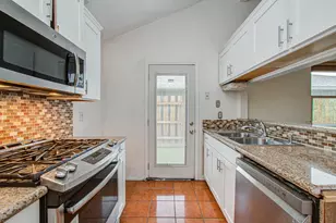 1427 Dell Dale St, Channelview, TX 77530 - Photo 7