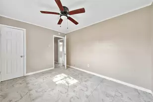 2310 Kabee St, Houston, TX 77020 - Photo 15