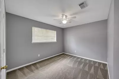 95 N Crossed Birch Place, The Woodlands, TX 77381 - Photo 27