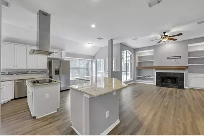 95 N Crossed Birch Place, The Woodlands, TX 77381 - Photo 11