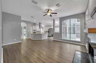95 N Crossed Birch Pl, The Woodlands, TX 77381 - Photo 19