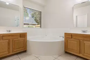 711 Shadberry Dr, Magnolia, TX 77354 - Photo 9