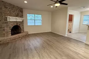 5422 Winding Way Dr, Houston, TX 77091 - Photo 5