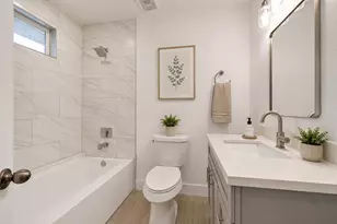 7537 Westover St, Houston, TX 77087 - Photo 9