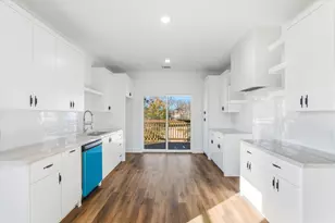 214 S Y St, La Porte, TX 77571 - Photo 1