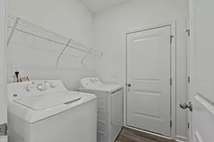 31022 Gayle Prairie Oaks St, Waller, TX 77484 - Photo 7