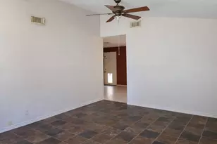 330 Cedar Dr, Hitchcock, TX 77563 - Photo 5