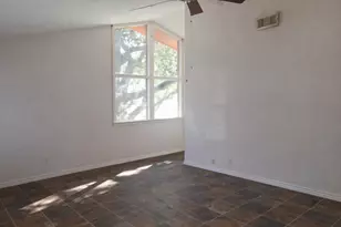 330 Cedar Dr, Hitchcock, TX 77563 - Photo 7